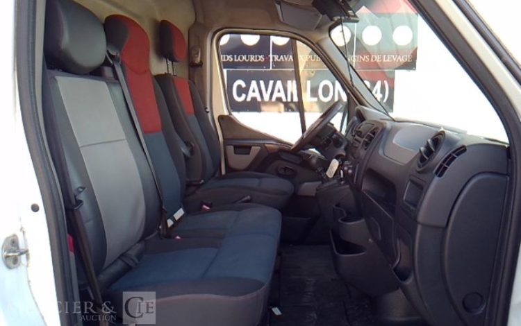 RENAULT MASTER NACELLE SUR VL KLUBB K32 – 12M – 2286H – AN2016 BLANC EB-595-SG