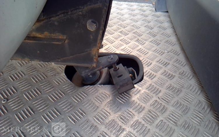 RENAULT MASTER NACELLE SUR VL KLUBB K32 – 12M – 2286H – AN2016 BLANC EB-595-SG