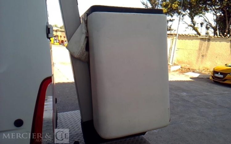 RENAULT MASTER NACELLE SUR VL KLUBB K32 – 12M – 2286H – AN2016 BLANC EB-595-SG