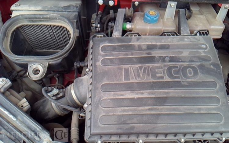 IVECO 35-130 BENNE SIMPLE CABINE COFFRE ROUGE EB-720-EM