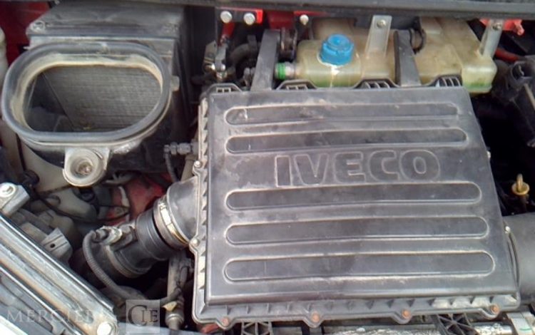 IVECO 35-130 BENNE SIMPLE CABINE COFFRE ROUGE EB-912-EL