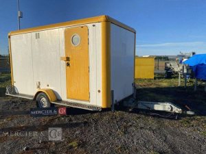 CNSE ABRIS DE CHANTIER TRACTABLE 9M2 ISOLE VESTIAIRE / REFECTOITE AVEC WC CHIMIQUE BLANC EC-484-GM