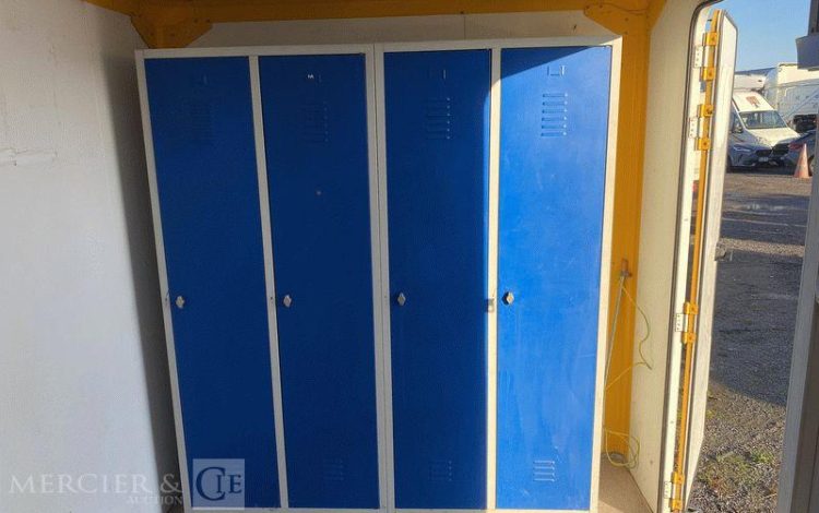 CNSE ABRIS DE CHANTIER TRACTABLE 9M2 ISOLE VESTIAIRE / REFECTOITE AVEC WC CHIMIQUE BLANC EC-484-GM