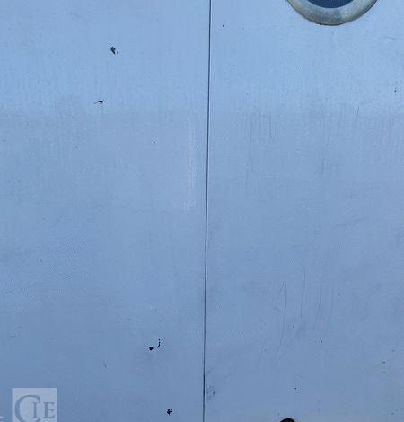 CNSE ABRIS DE CHANTIER TRACTABLE 9M2 ISOLE VESTIAIRE / REFECTOITE AVEC WC CHIMIQUE BLANC EC-484-GM