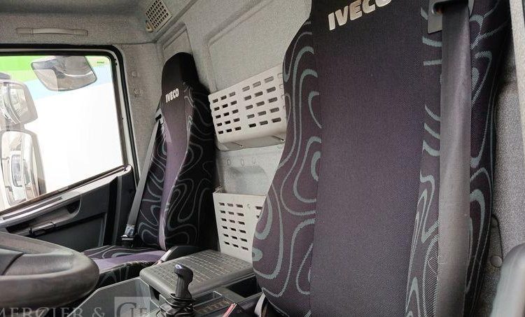 IVECO EUROCARGO 160E21E6 FRIGO/HAYON- EN DESIGNATION(93)  EC-699-GC