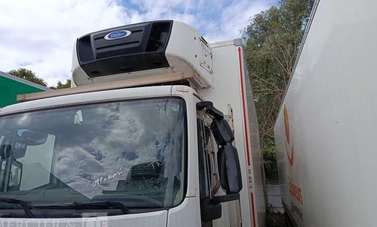 IVECO EUROCARGO 160E21E6 FRIGO/HAYON- EN DESIGNATION(93)  EC-699-GC