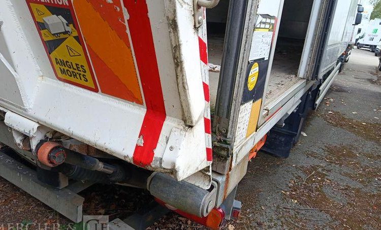 IVECO EUROCARGO 160E21E6 FRIGO/HAYON- EN DESIGNATION(93)  EC-699-GC