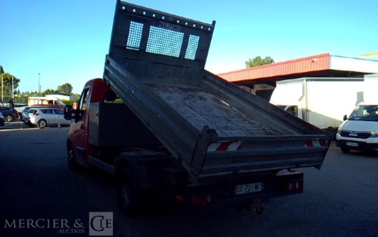RENAULT MASTER BENNE SIMPLE CABINE COFFRE ROUGE EC-721-WC
