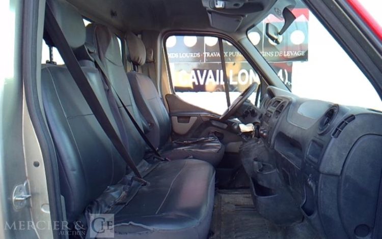 RENAULT MASTER BENNE SIMPLE CABINE COFFRE ROUGE EC-721-WC