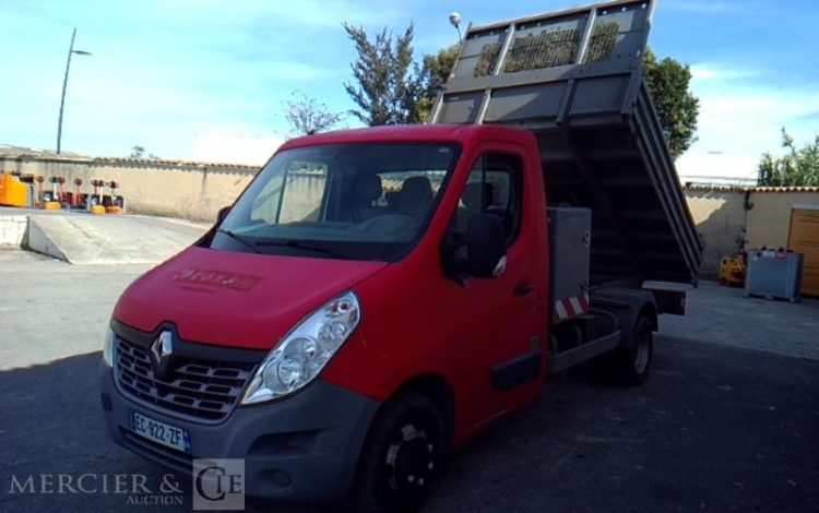 RENAULT MASTER BENNE SIMPLE CABINE COFFRE ROUGE EC-922-ZF
