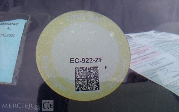 RENAULT MASTER BENNE SIMPLE CABINE COFFRE ROUGE EC-922-ZF