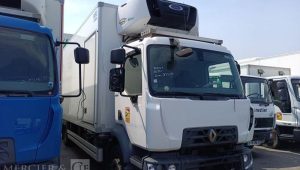 RENAULT D14 AVEC GROUPE FROID CARRIER- EN DESIGNATION(84)  EG-235-WT