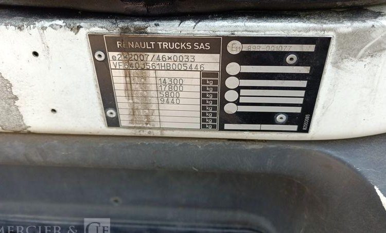 RENAULT D14 AVEC GROUPE FROID CARRIER- EN DESIGNATION(84)  EG-235-WT