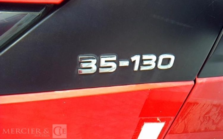 IVECO 35-130 BENNE SIMPLE CABINE COFFRE ROUGE EG-243-HA