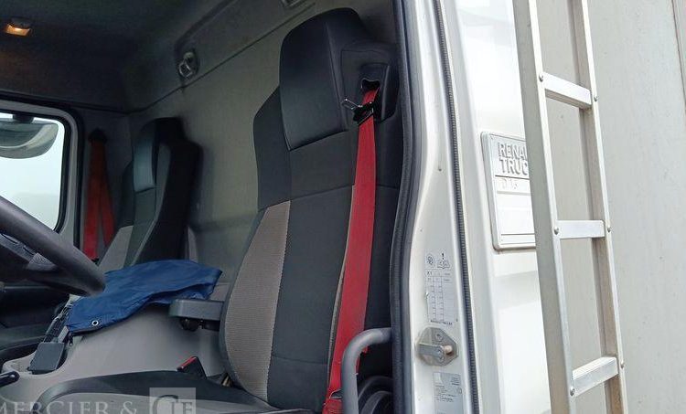RENAULT D16 FRIGO/HAYON – EN DESIGNATION(93)  EH-211-FS