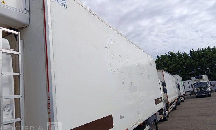 RENAULT D16 FRIGO/HAYON – EN DESIGNATION(93)  EH-211-FS