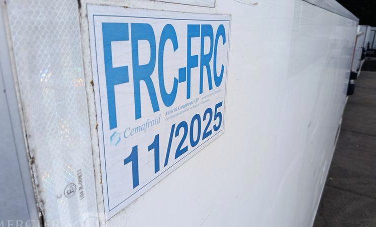 RENAULT D16 FRIGO/HAYON – EN DESIGNATION(93)  EH-211-FS