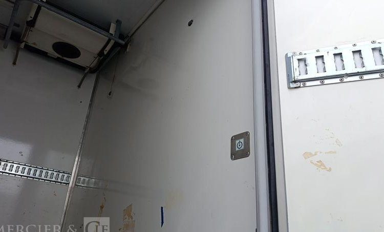 RENAULT D16 FRIGO/HAYON – EN DESIGNATION(93)  EH-211-FS