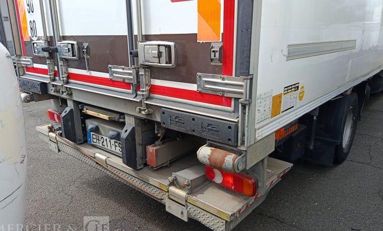 RENAULT D16 FRIGO/HAYON – EN DESIGNATION(93)  EH-211-FS