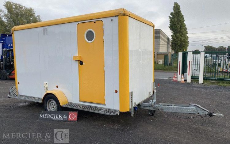 CNSE ABRIS DE CHANTIER 9M2 ISOLE+WC BLANC EJ-602-PJ