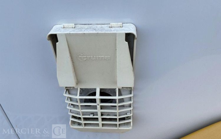 CNSE ABRIS DE CHANTIER 9M2 ISOLE+WC BLANC EJ-602-PJ