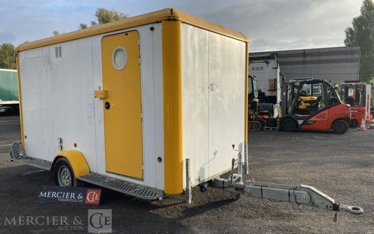 CNSE ABRIS DE CHANTIER 9M2 ISOLE+WC BLANC EJ-854-KJ