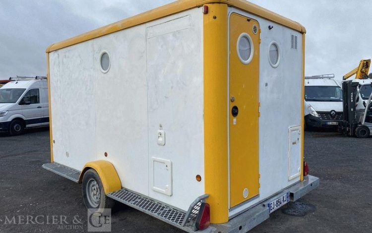 CNSE ABRIS DE CHANTIER 9M2 ISOLE+WC BLANC EJ-854-KJ