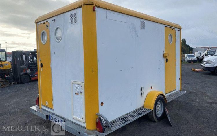 CNSE ABRIS DE CHANTIER 9M2 ISOLE+WC BLANC EJ-854-KJ