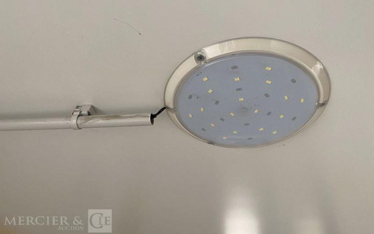 CNSE ABRIS DE CHANTIER 9M2 ISOLE+WC BLANC EJ-854-KJ