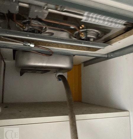 CNSE ABRIS DE CHANTIER 9M2 ISOLE+WC BLANC EJ-854-KJ