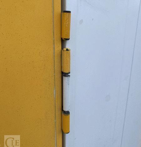 CNSE ABRIS DE CHANTIER 9M2 ISOLE+WC BLANC EJ-854-KJ
