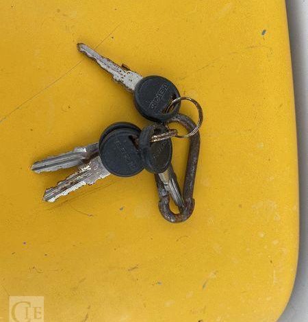 CNSE ABRIS DE CHANTIER 9M2 ISOLE+WC BLANC EJ-854-KJ