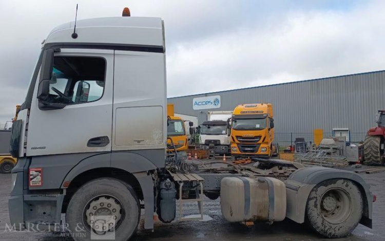 MERCEDES ACTROS 1846 – PTRA 44 TONNES – DIESEL – 356568 KMS – ANNEE 2018 BLANC ET-447-RJ