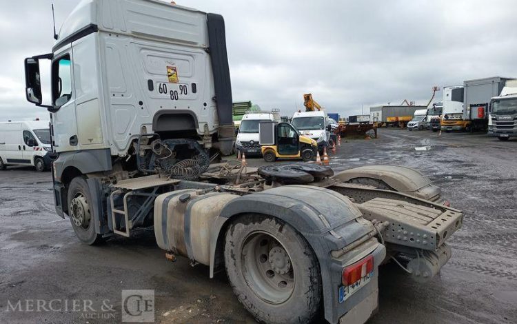 MERCEDES ACTROS 1846 – PTRA 44 TONNES – DIESEL – 356568 KMS – ANNEE 2018 BLANC ET-447-RJ