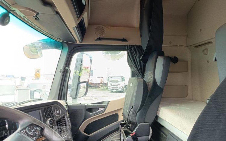 MERCEDES ACTROS 1846 – PTRA 44 TONNES – DIESEL – 356568 KMS – ANNEE 2018 BLANC ET-447-RJ