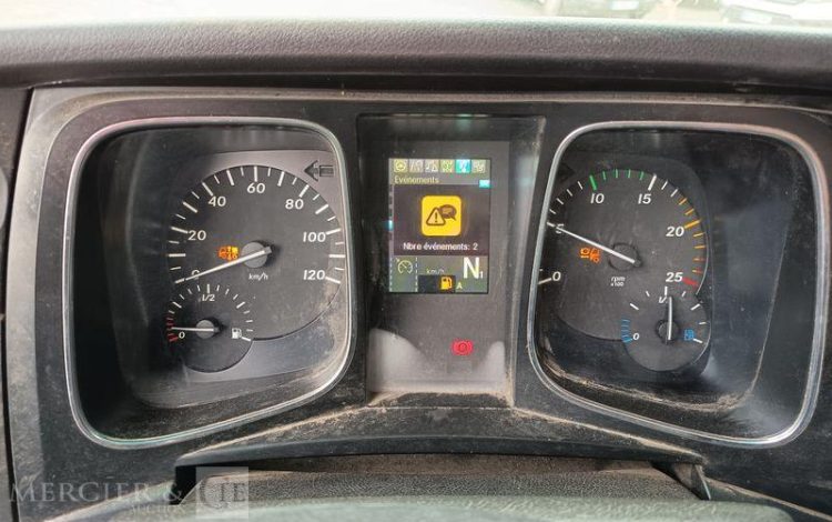 MERCEDES ACTROS 1846 – PTRA 44 TONNES – DIESEL – 356568 KMS – ANNEE 2018 BLANC ET-447-RJ