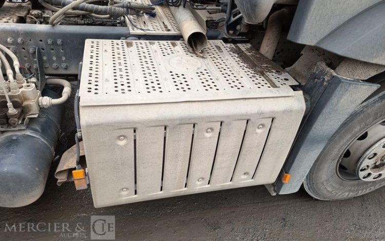 MERCEDES ACTROS 1846 – PTRA 44 TONNES – DIESEL – 356568 KMS – ANNEE 2018 BLANC ET-447-RJ