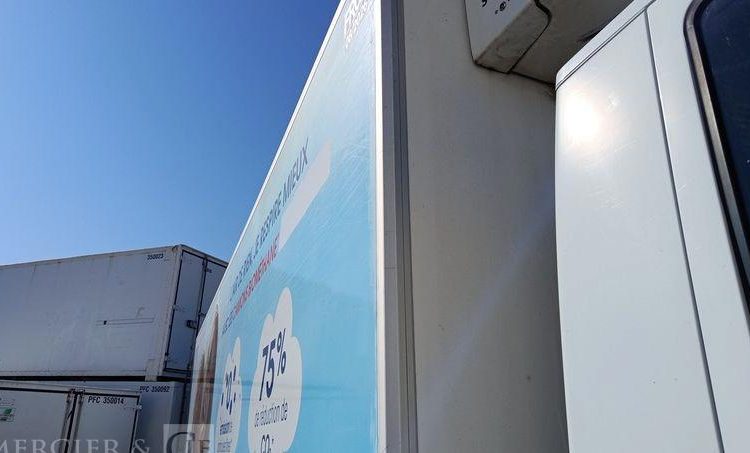 IVECO STRALIS 270 E6 – EN DESIGNATION(93) – PTAC: 19 T- GAZ –  240486 KMS BLANC ET-609-GP