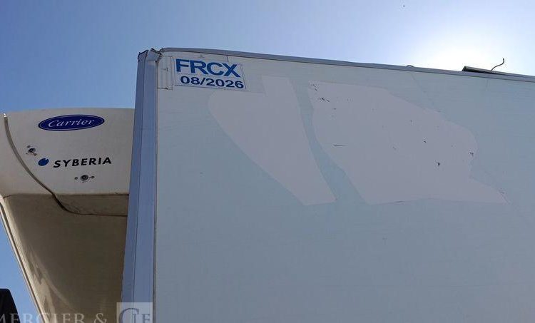 IVECO STRALIS 270 E6 – EN DESIGNATION(93) – PTAC: 19 T- GAZ –  240486 KMS BLANC ET-609-GP