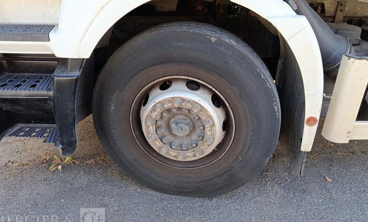 IVECO STRALIS 270 E6 – EN DESIGNATION(93) – PTAC: 19 T- GAZ –  240486 KMS BLANC ET-609-GP