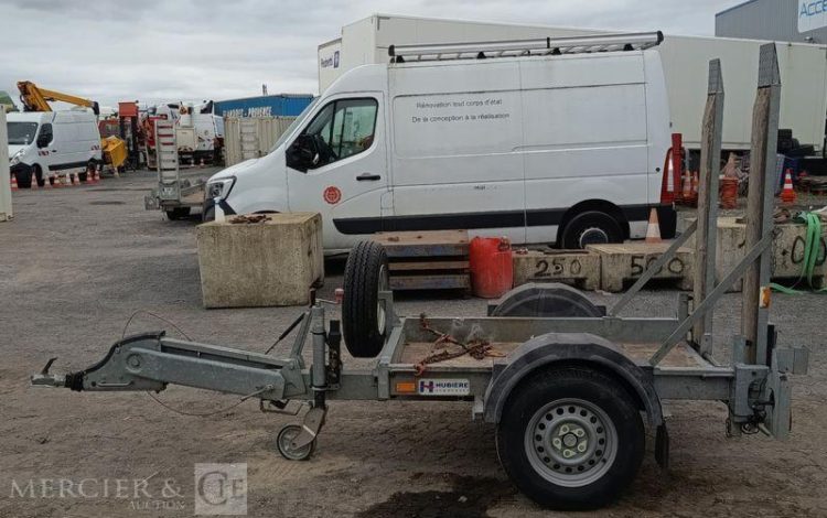 HUBIERE REMORQUE PORTE ROULEAU 1 ESSIEU – PTAC : 1,3 TONNE – ANNE 2018 BLANC EV-944-CY
