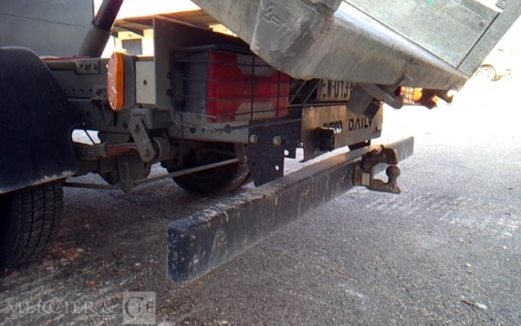 IVECO 35-120 BENNE SIMPLE CABINE COFFRE ROUGE EW-013-BT