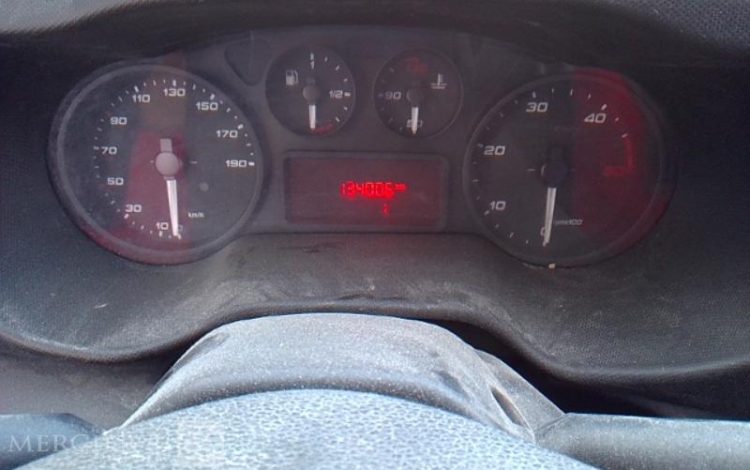IVECO 35-120 BENNE SIMPLE CABINE COFFRE ROUGE EW-013-BT