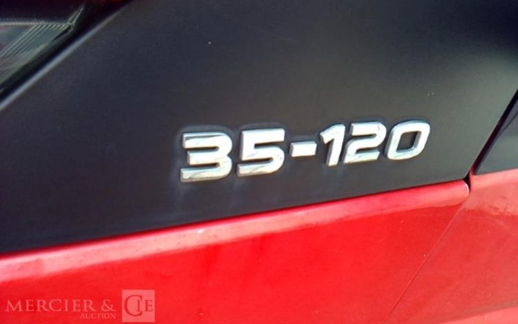 IVECO 35-120 BENNE SIMPLE CABINE COFFRE ROUGE EW-013-BT