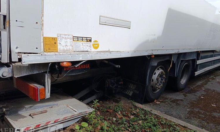 IVECO STRALIS 330E6 FRIGO/HAYON – GAZ -EN DESIGNATION(93)  EX-143-YE