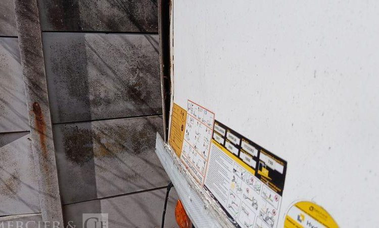 IVECO STRALIS 330E6 FRIGO/HAYON – GAZ -EN DESIGNATION(93)  EX-143-YE