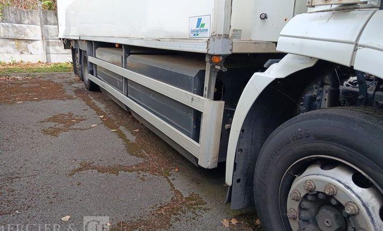 IVECO STRALIS 330E6 FRIGO/HAYON – GAZ -EN DESIGNATION(93)  EX-143-YE
