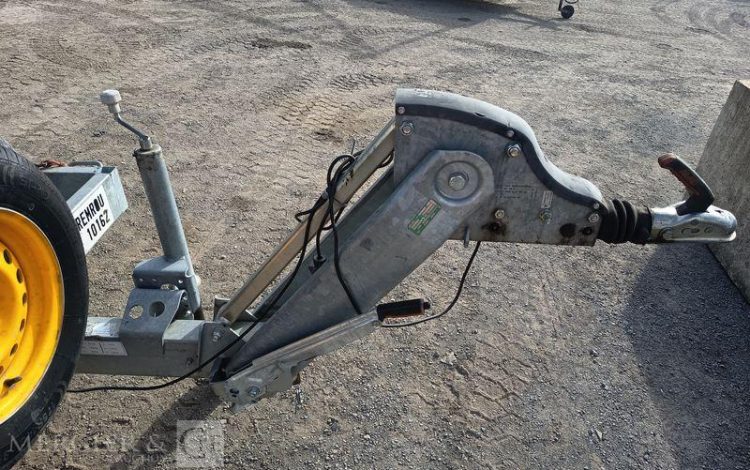 HUBIERE REMORQUE PORTE ROULEAU 1 ESSEIU – PTAC : 1,3 TONNE – ANNEE 2019 BLANC FD-919-JB