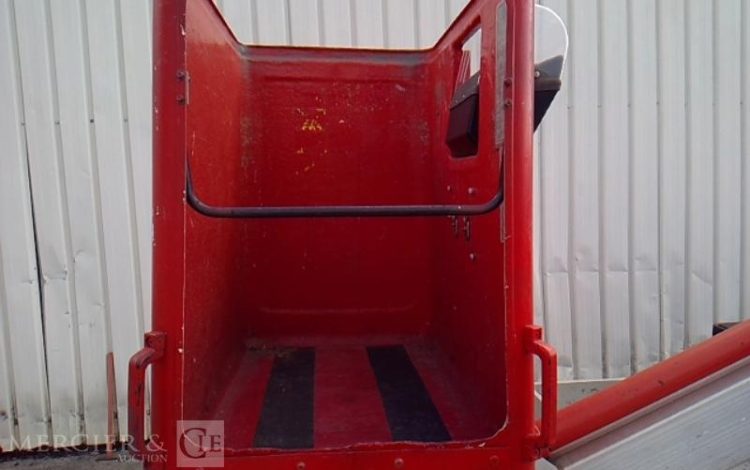 MULTITEL 35-120 NACELLE SUR VL 160 ALU – 16M – 2525H – ROUGE FE-864-BL