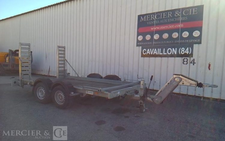 HUBIERE REMORQUE PORTE ENGIN 2T8  FF-405-ZX